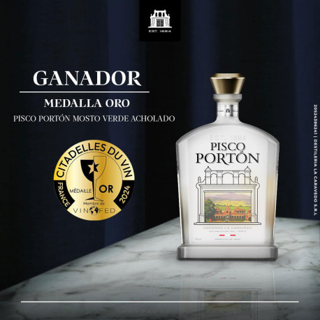 Premium Portón Pisco Mosto verde Acholado 43° 70cl